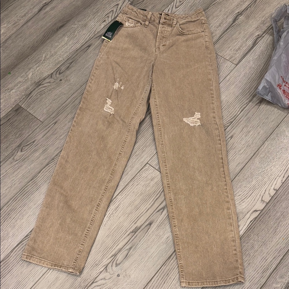 Tan Distressed straight leg Jeans